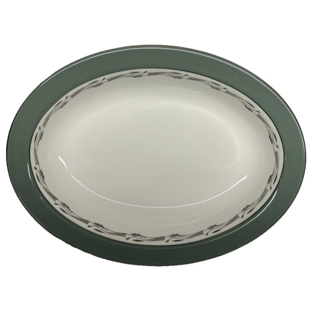 Wedgwood Halford Bone China Oval Serving/Vegetable Bowls 9 7/8" Pre-Owned Pretty